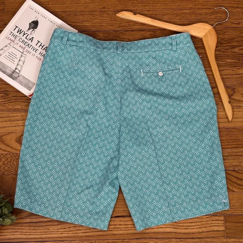 Lady Hagen Green & White Geometric Print Bermuda Shorts